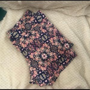 Patterned silky material shorts